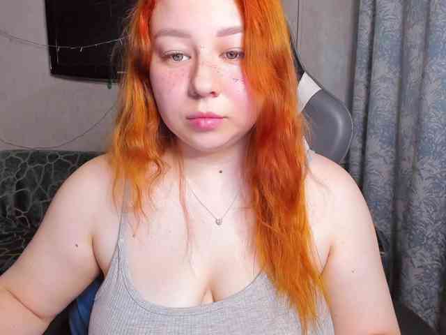 MilkaFoxy webcam
