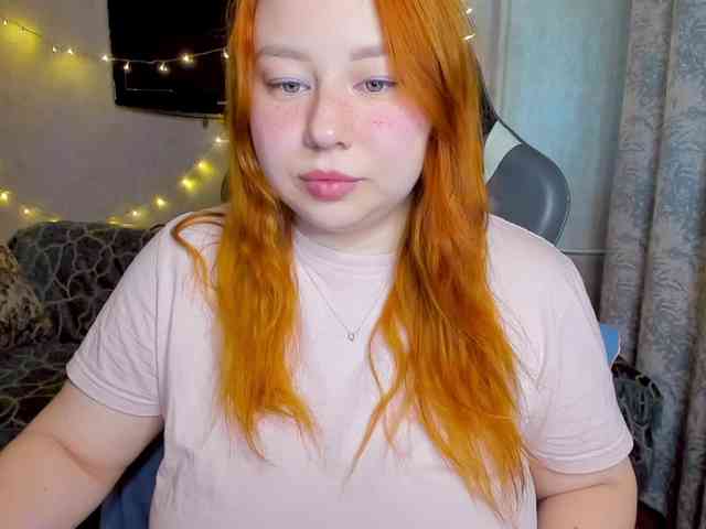 MilkaFoxy webcam