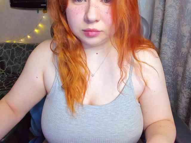 MilkaFoxy webcam