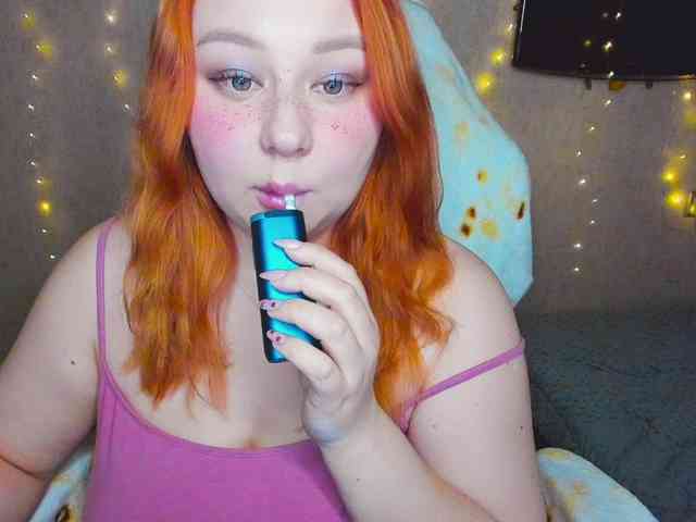 MilkaFoxy webcam