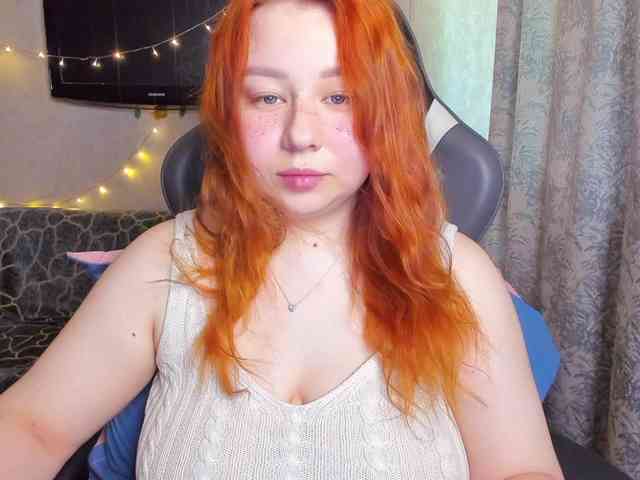 MilkaFoxy webcam