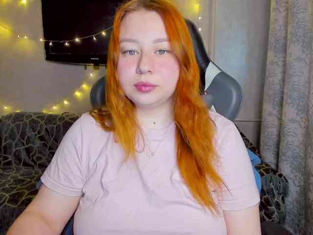 MilkaFoxy webcam