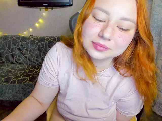 MilkaFoxy webcam
