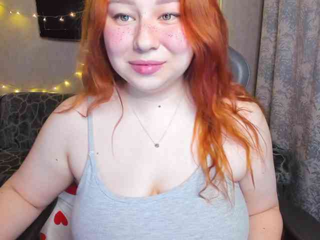 MilkaFoxy webcam