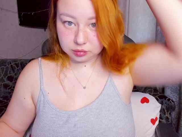MilkaFoxy webcam