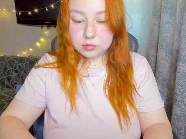 MilkaFoxy webcam