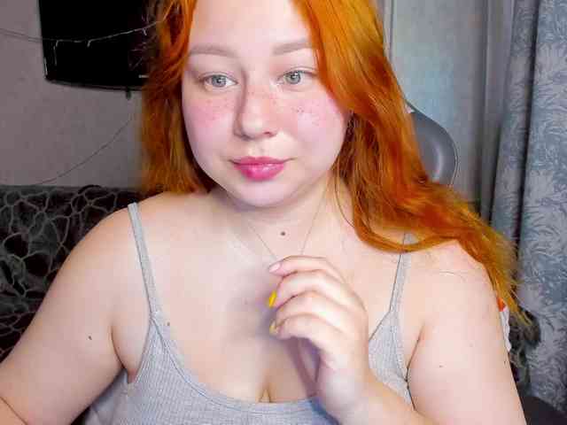 MilkaFoxy webcam