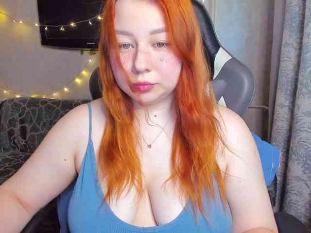MilkaFoxy webcam