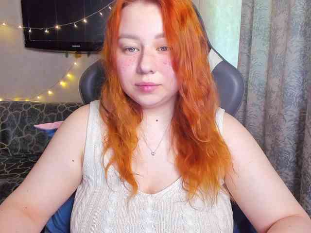 MilkaFoxy webcam