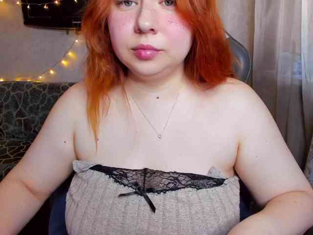 MilkaFoxy webcam