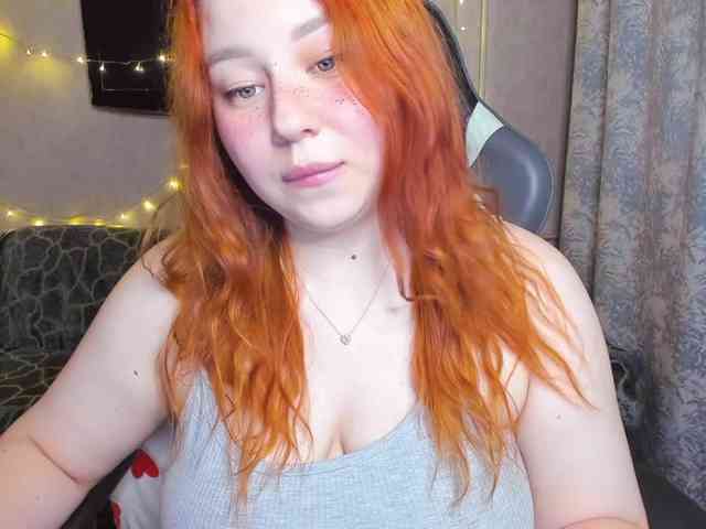 MilkaFoxy webcam