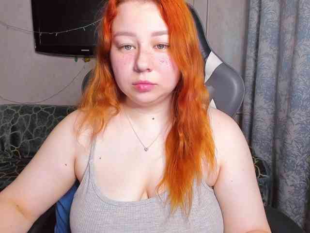 MilkaFoxy webcam