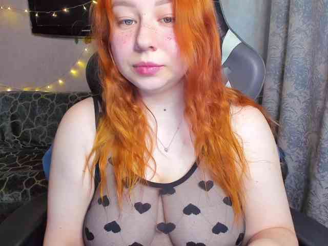 MilkaFoxy webcam