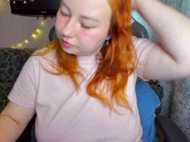 MilkaFoxy webcam