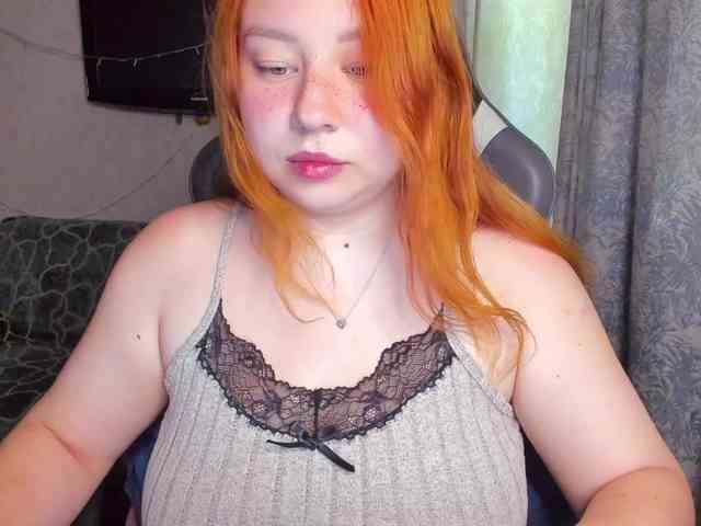 MilkaFoxy webcam