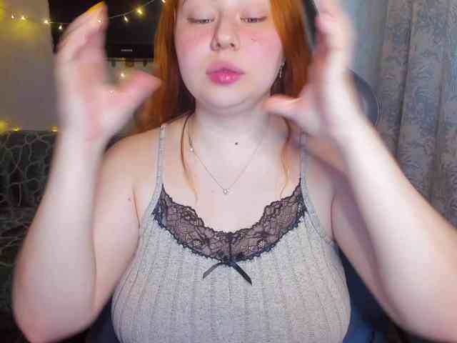 MilkaFoxy webcam