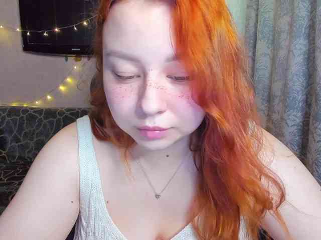 MilkaFoxy webcam