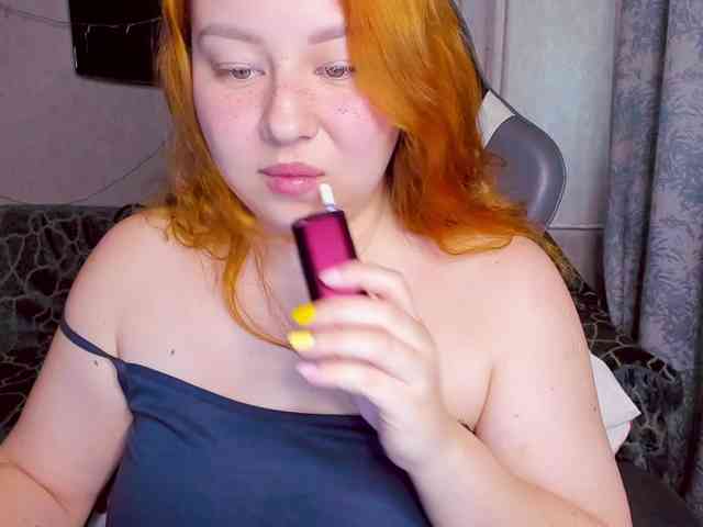 MilkaFoxy webcam