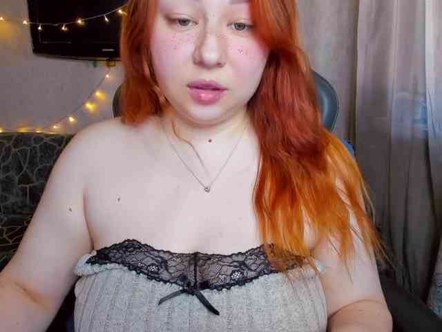 MilkaFoxy webcam
