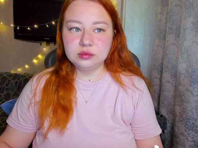MilkaFoxy webcam