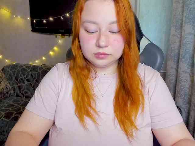 MilkaFoxy webcam