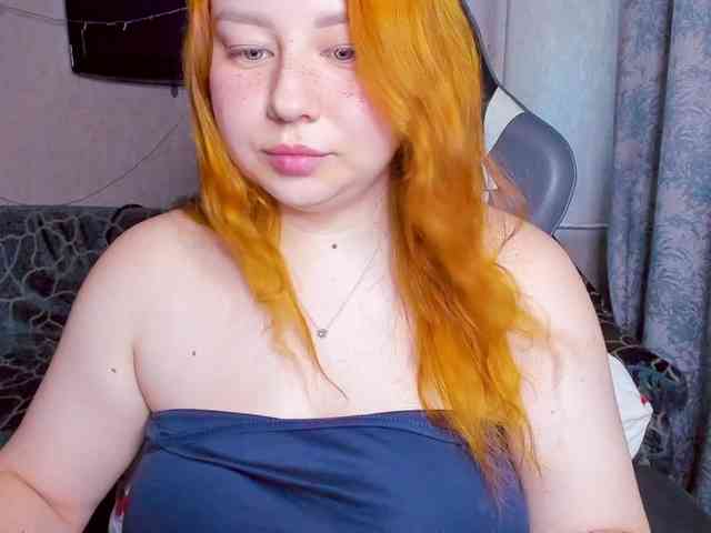 MilkaFoxy webcam