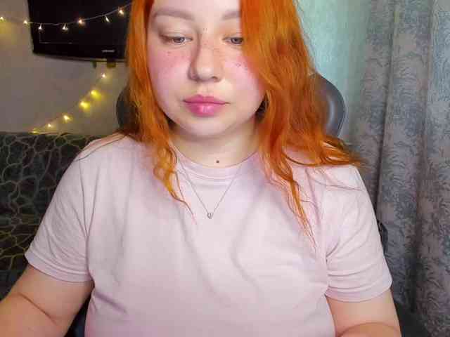 MilkaFoxy webcam