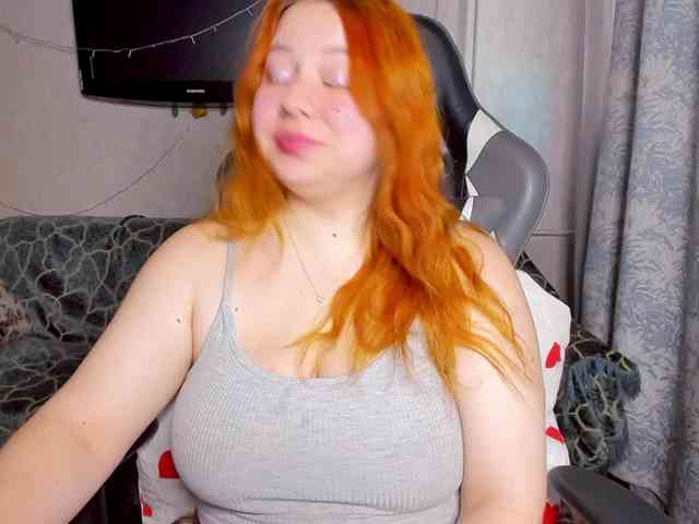 MilkaFoxy webcam