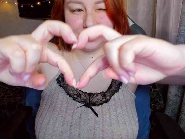 MilkaFoxy webcam