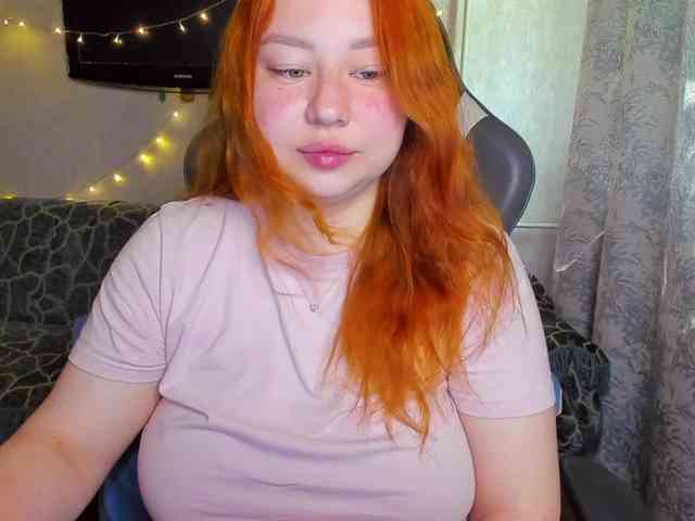 MilkaFoxy webcam