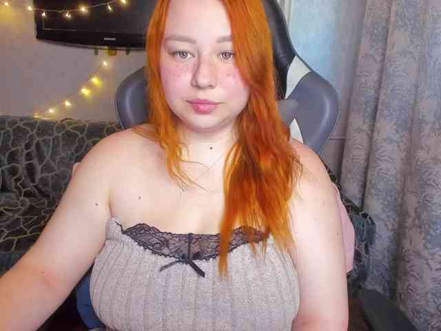 MilkaFoxy webcam