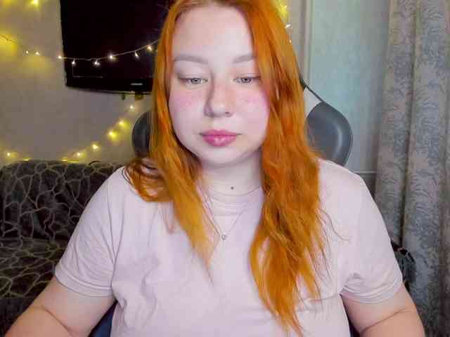 MilkaFoxy webcam