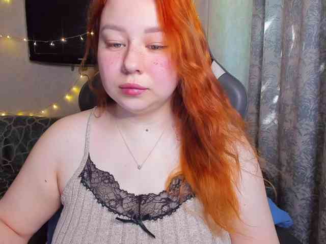 MilkaFoxy webcam