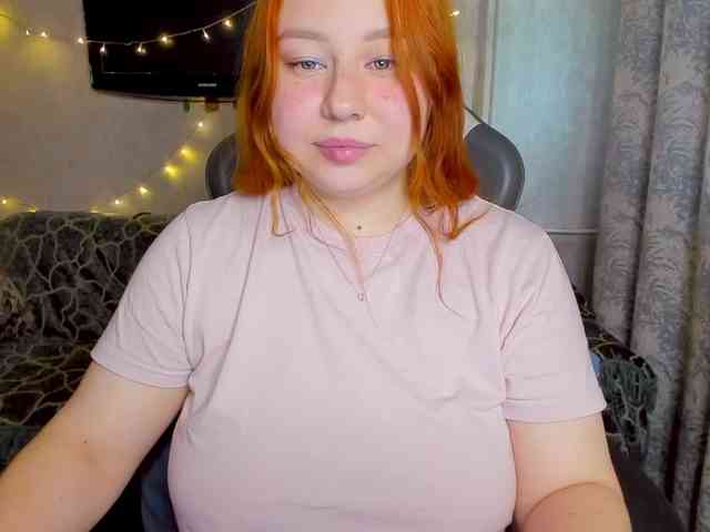 MilkaFoxy webcam