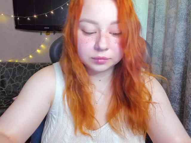 MilkaFoxy webcam