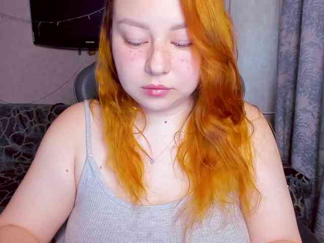 MilkaFoxy webcam