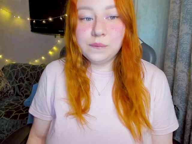 MilkaFoxy webcam
