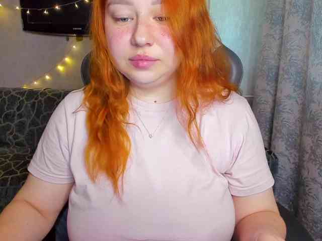 MilkaFoxy webcam