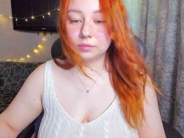 MilkaFoxy webcam