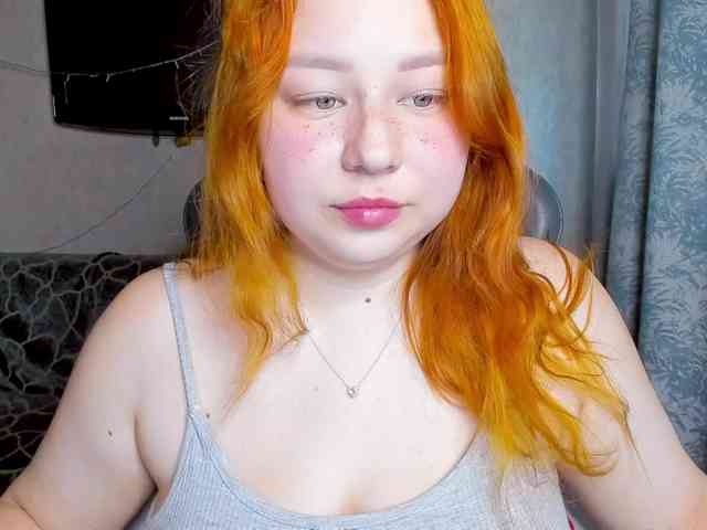 MilkaFoxy webcam