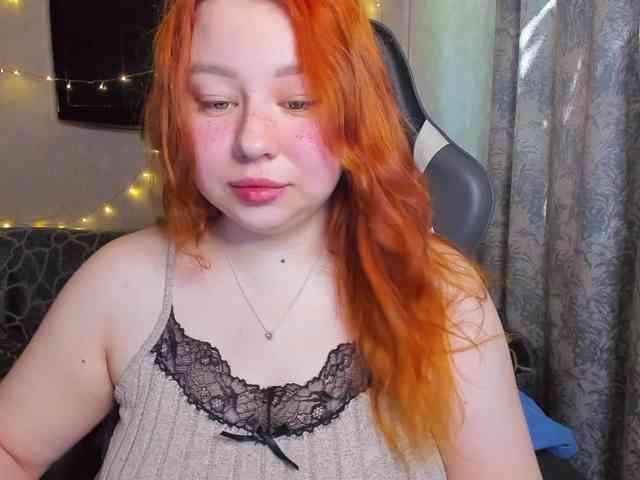 MilkaFoxy webcam