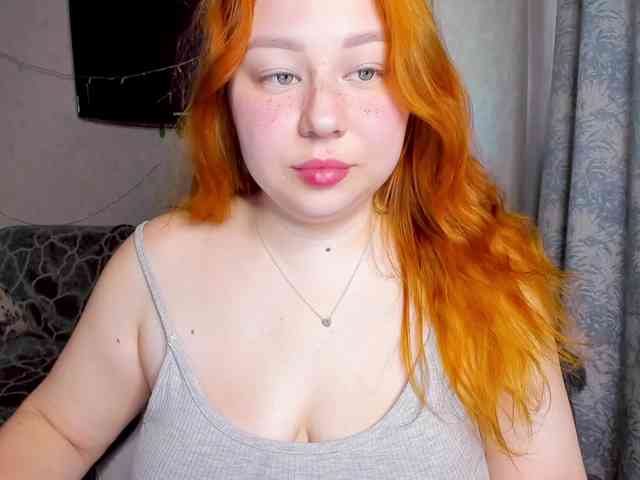MilkaFoxy webcam