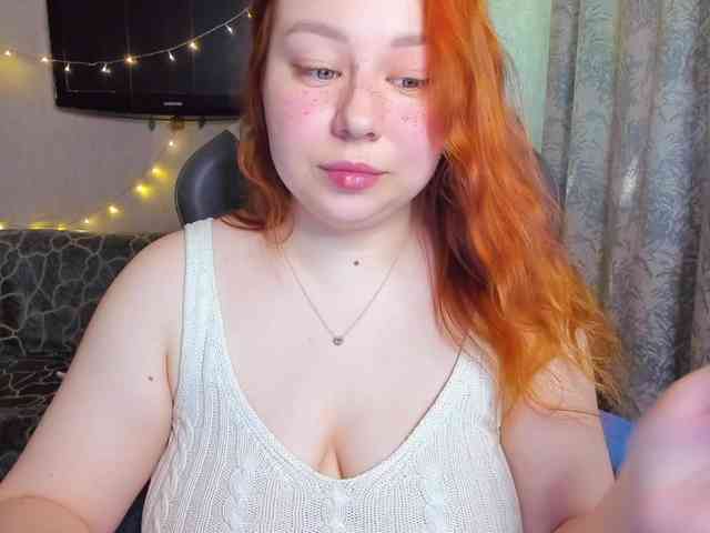MilkaFoxy webcam