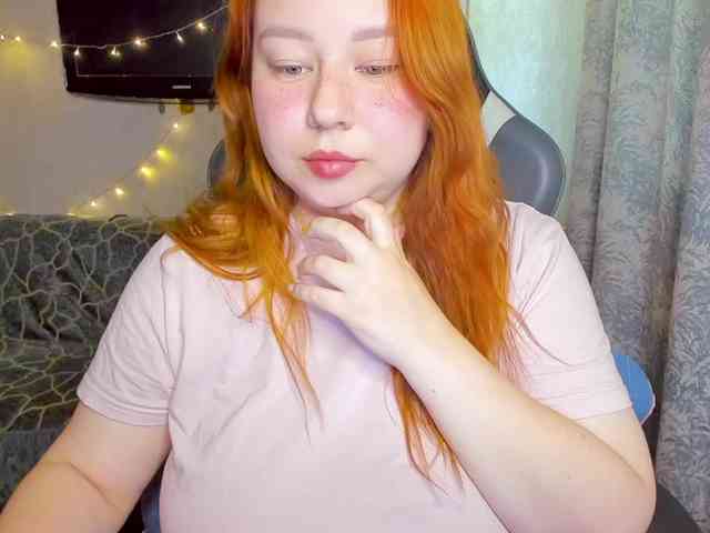 MilkaFoxy webcam