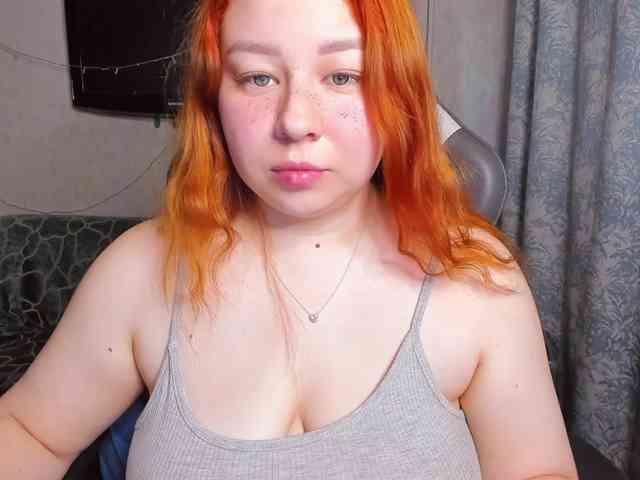 MilkaFoxy webcam