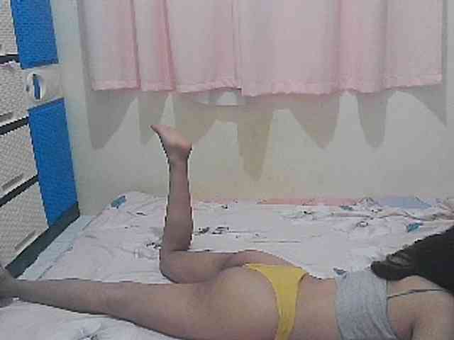 sofia215 webcam