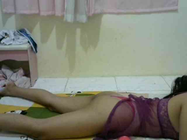 sofia215 webcam
