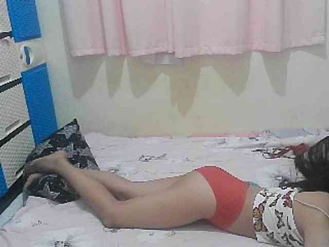 sofia215 webcam