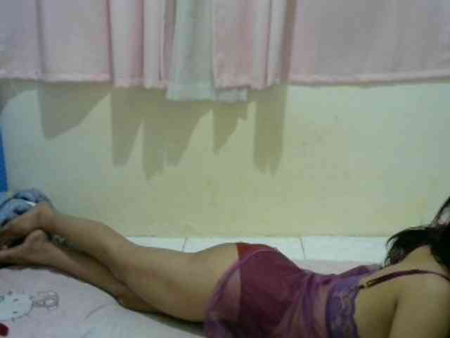 sofia215 webcam