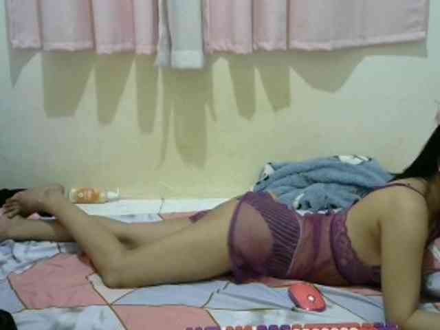 sofia215 webcam